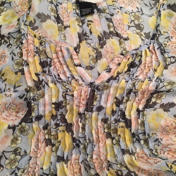 Torrid Sheer Flare Top! Super cute! - Picture 5 of 7